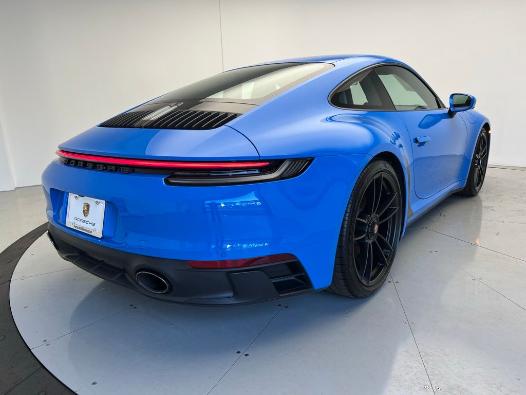 2022 Porsche 911 Carrera 4S 22