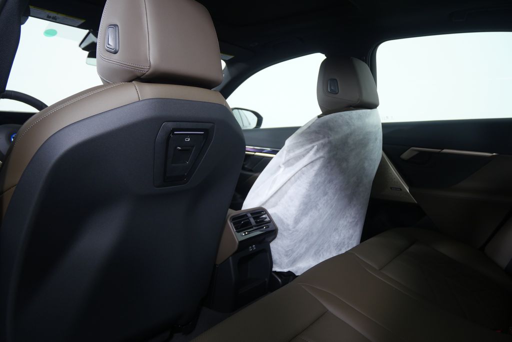 Thumbnail: 2026 BMW i5 - 16