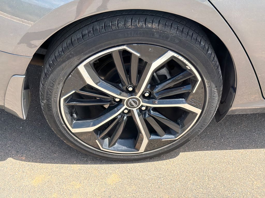 Used 2025 Gray Nissan 2.5 SR image 17