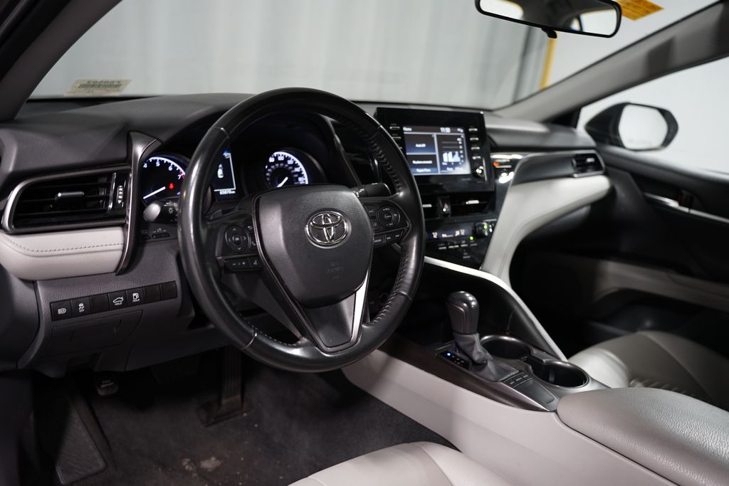 2023 Toyota Camry SE 7
