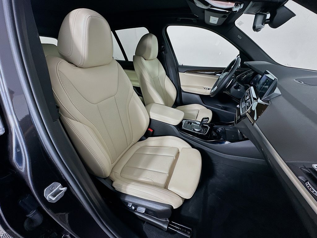 Thumbnail: 2023 BMW X3 - 29