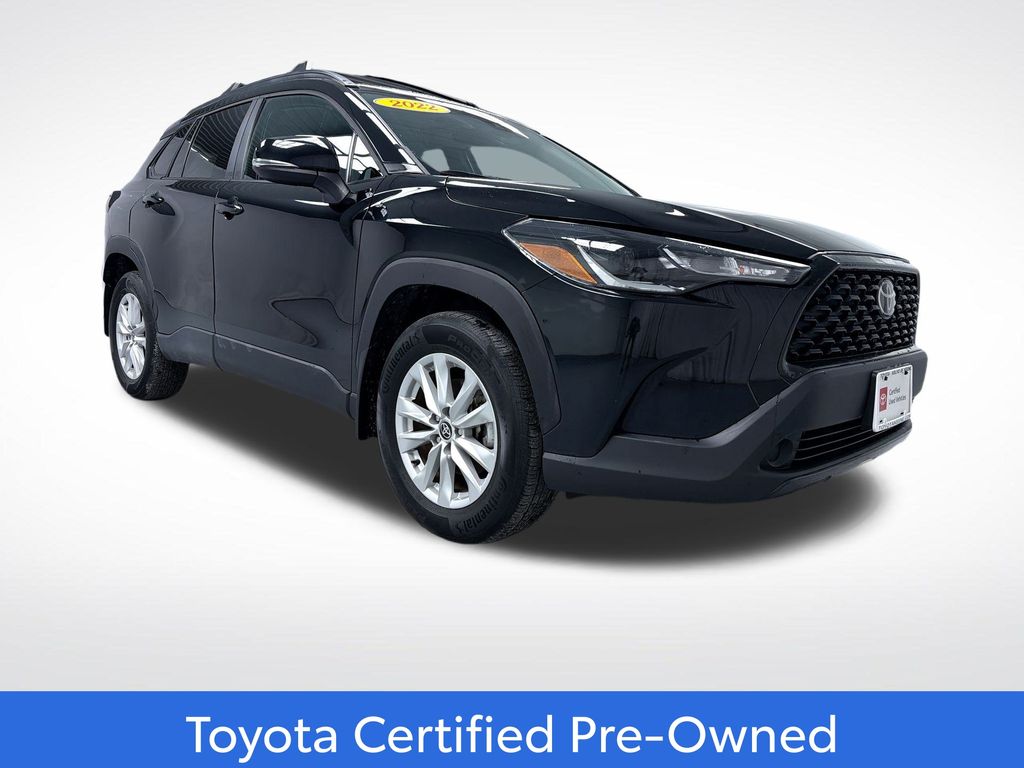 2022 Toyota Corolla Cross LE