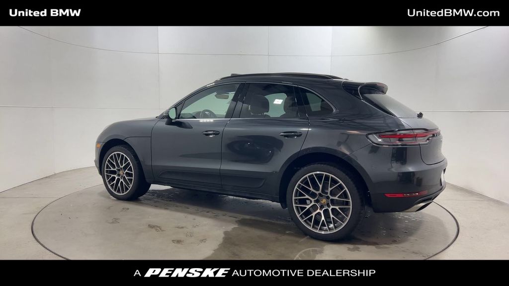 Thumbnail: 2020 Porsche Macan - 6