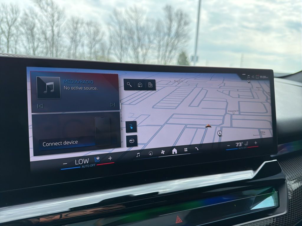 Thumbnail: 2024 BMW i5 - 29