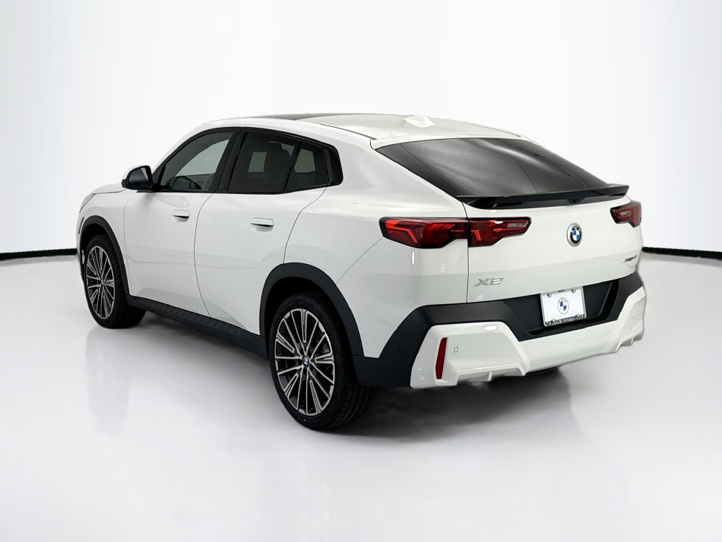 Thumbnail: 2027 BMW X2 - 7