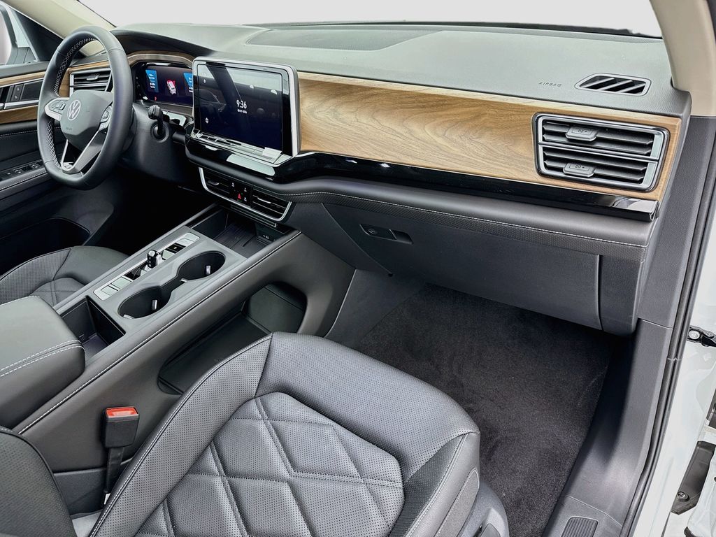 Thumbnail: 2026 Volkswagen Atlas - 15