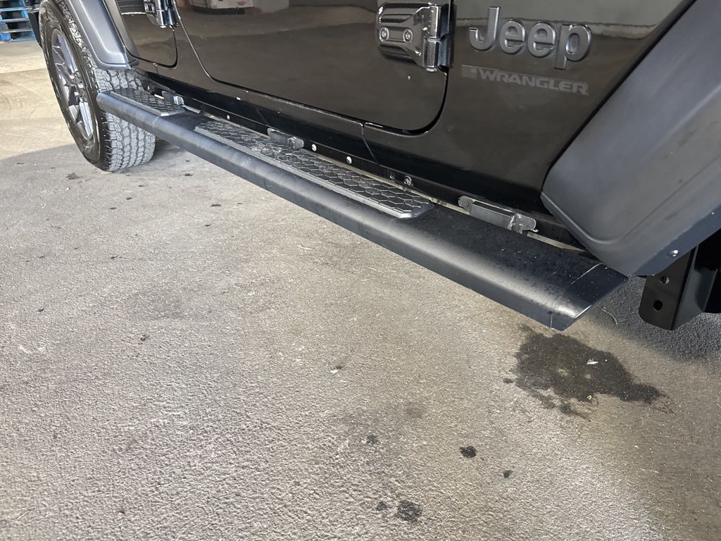 Thumbnail: 2024 Jeep Wrangler - 12