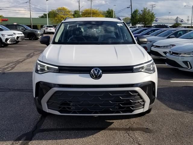 new 2026 Volkswagen Taos car, priced at $30,387