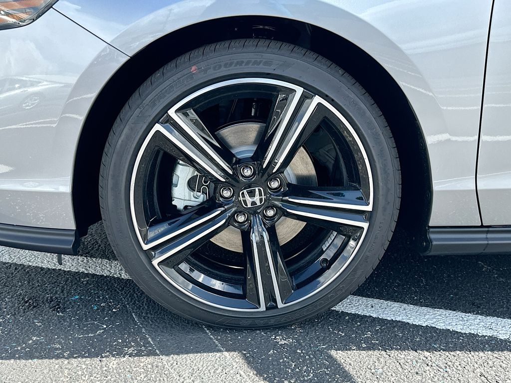 Thumbnail: 2025 Honda Accord - 21