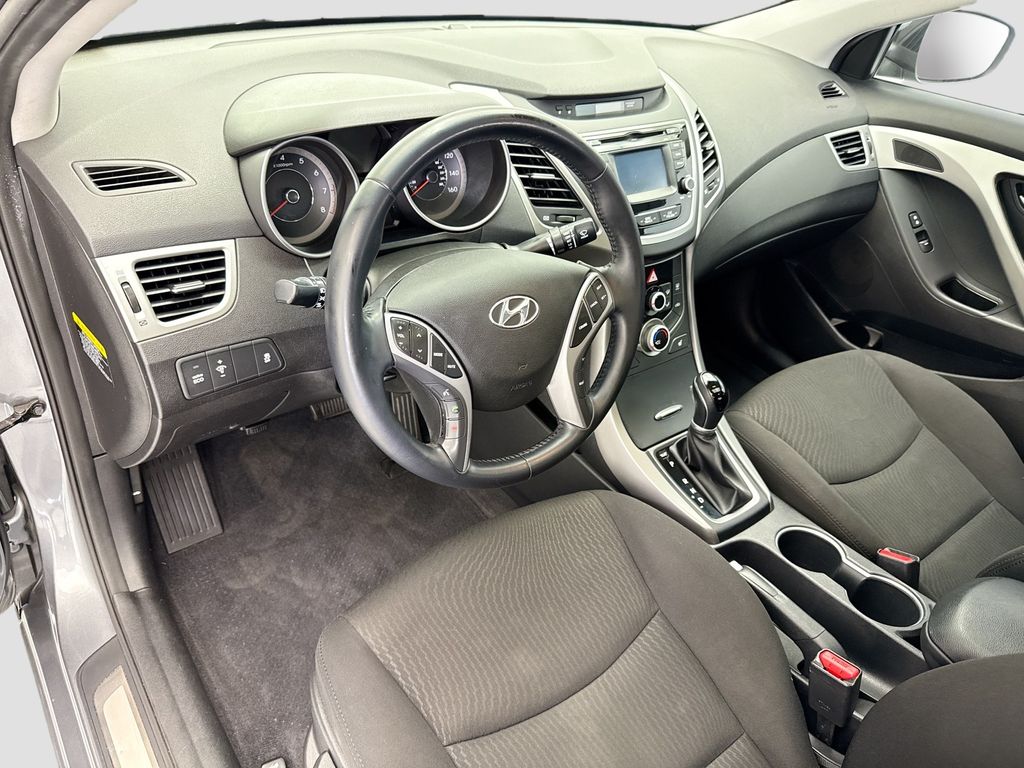 Thumbnail: 2016 Hyundai Elantra - 9
