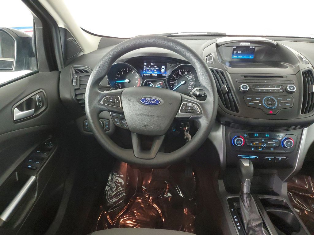 2017 Ford Escape SE 14