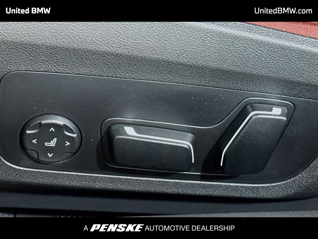 Thumbnail: 2026 BMW 4 Series - 4