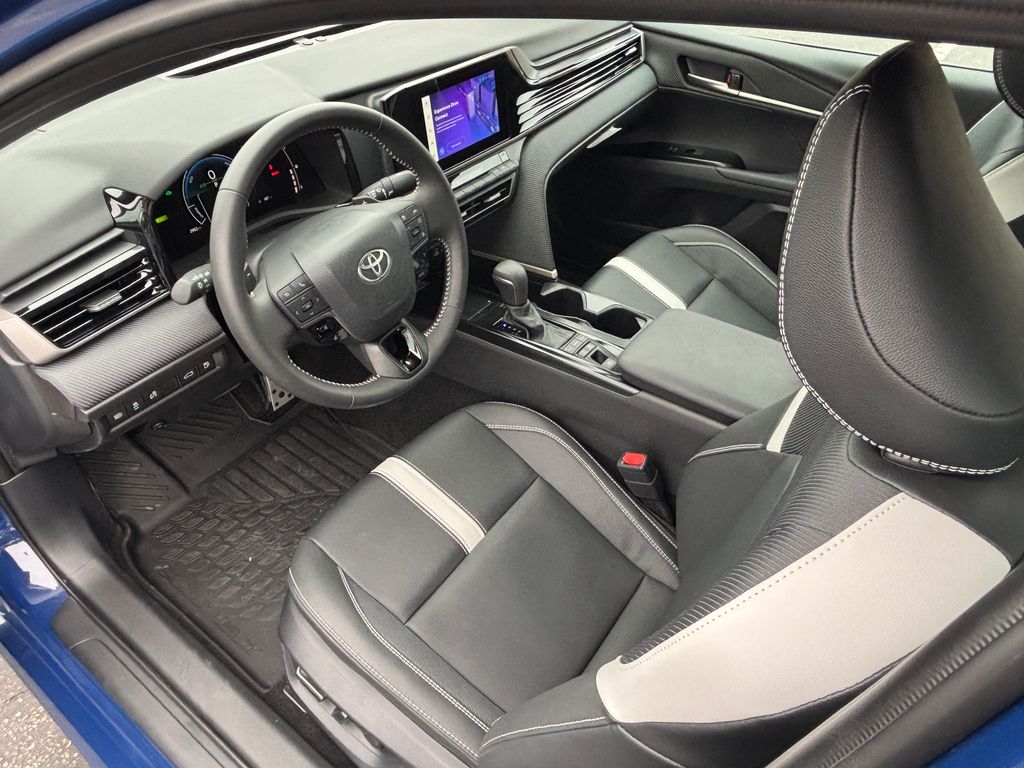 Thumbnail: 2026 Toyota Camry - 9