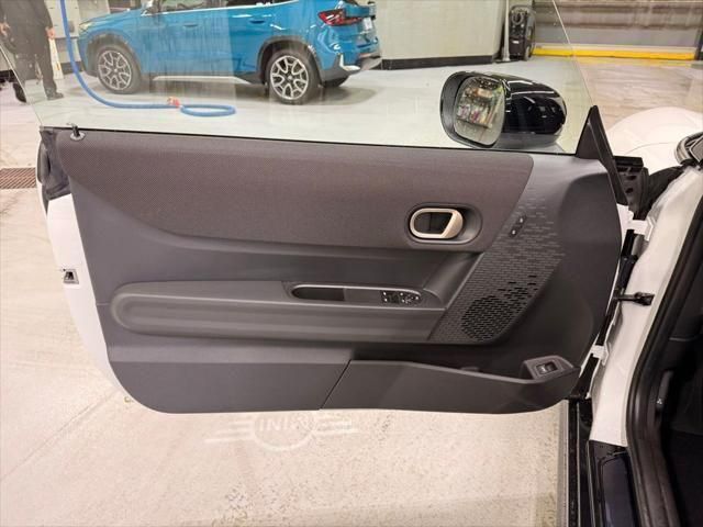 Thumbnail: 2026 MINI Cooper - 10