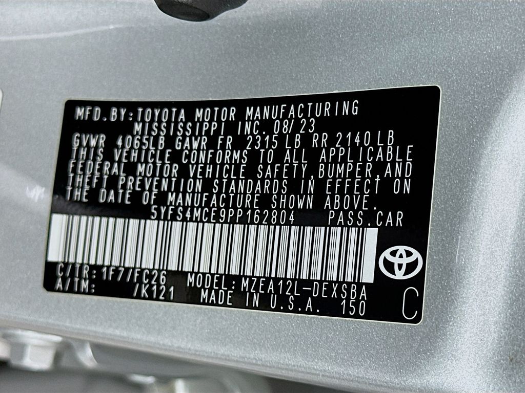 Thumbnail: 2023 Toyota Corolla - 31