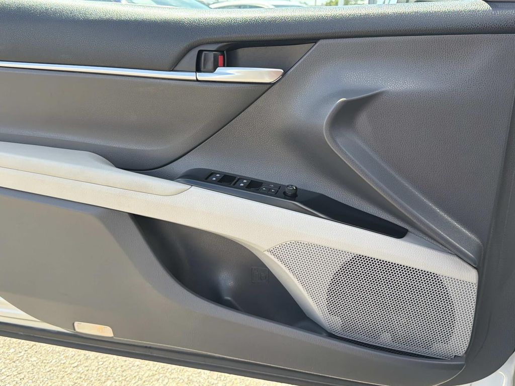 Used 2019 Toyota Camry LE 4D Sedan