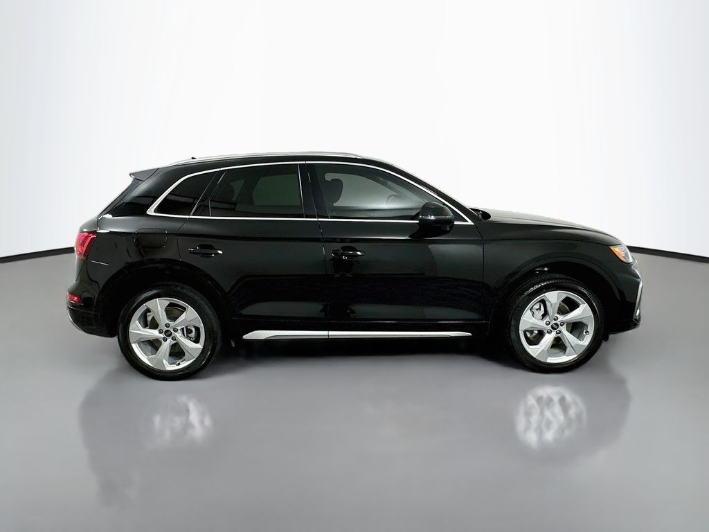 Thumbnail: 2024 Audi Q5 - 4
