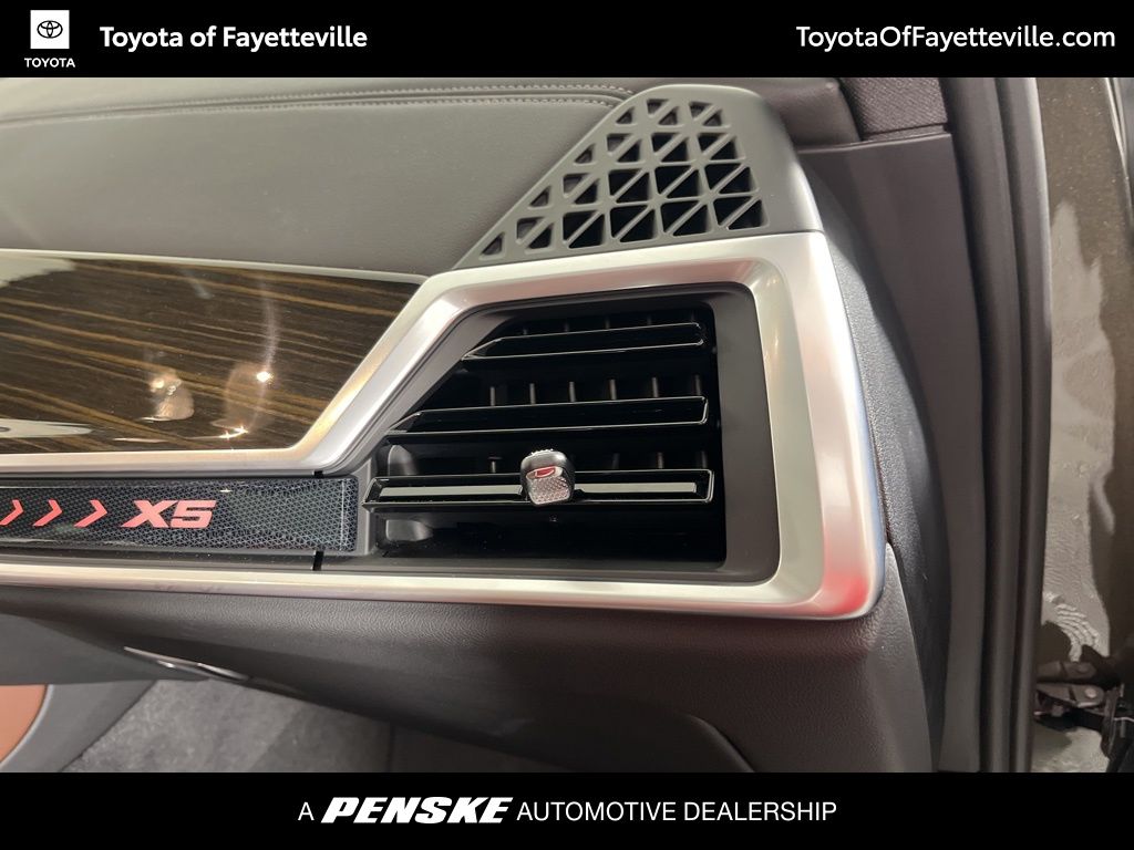 Thumbnail: 2024 BMW X5 - 23