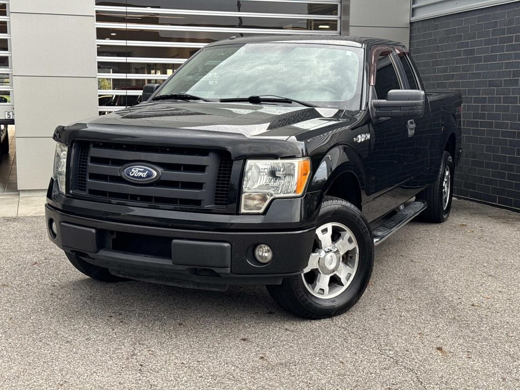 Tuxedo Black 2010 Ford F-150 Pickup Truck Four-Wheel Drive 6-Speed Automatic