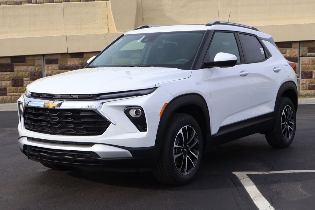 Thumbnail: 2026 Chevrolet TrailBlazer - 1