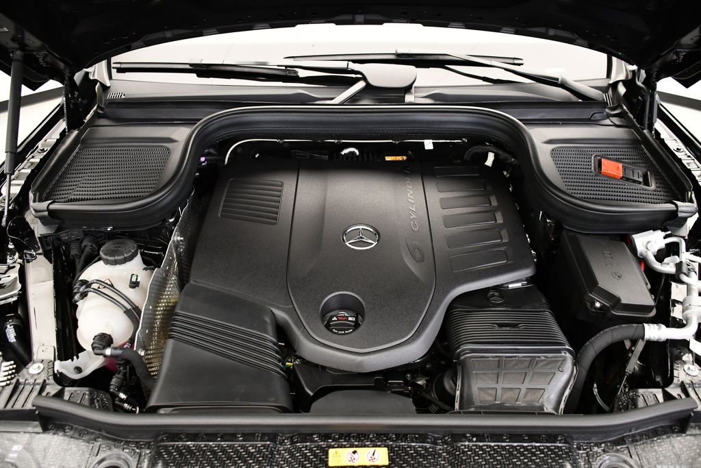 Thumbnail: 2026 Mercedes-Benz GLS - 11