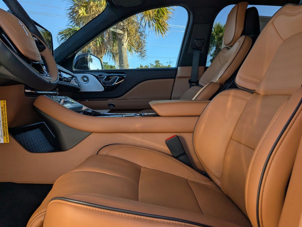 2026 Lincoln Aviator Black Label