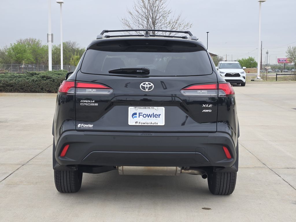 View vehicle photo 6