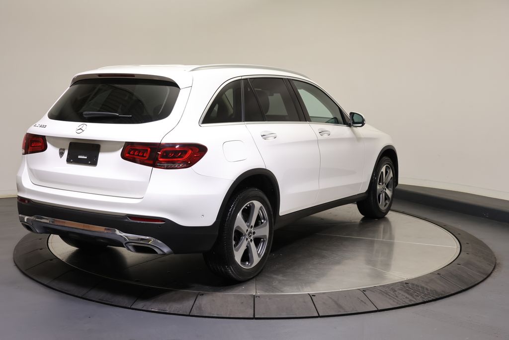 Thumbnail: 2022 Mercedes-Benz GLC - 7