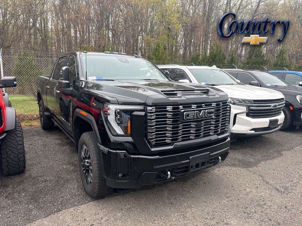 Onyx Black 2025 GMC Sierra 2500HD Denali Ultimate Crew Cab 4WD Pickup Truck Four-Wheel Drive Automatic