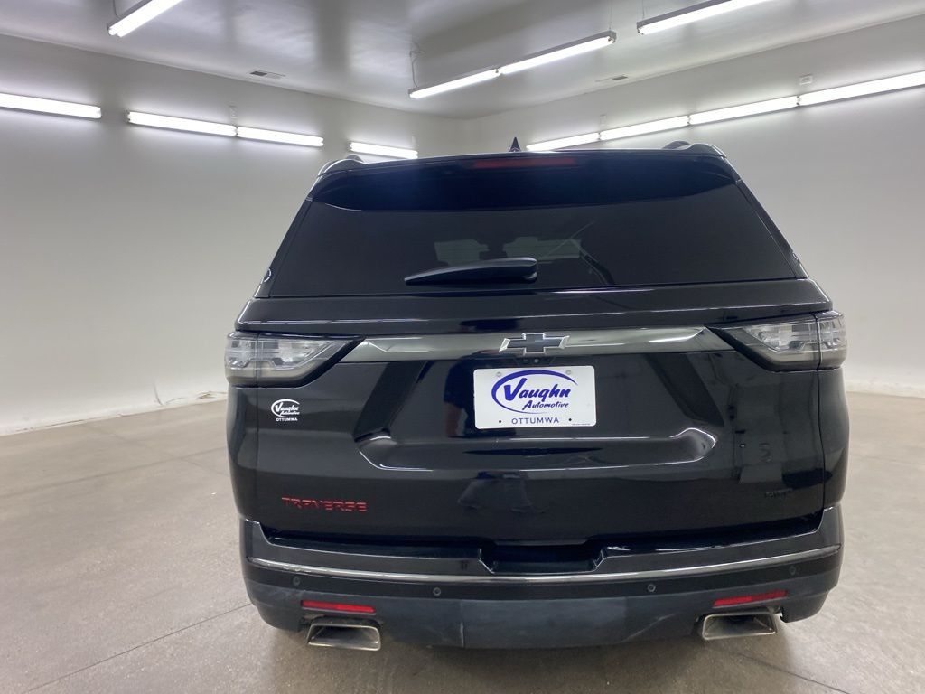 2018 Chevrolet Traverse Premier photo