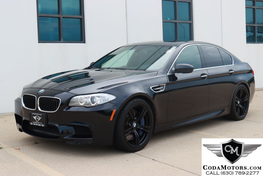 Azurite Black Metallic 2013 BMW M5 Sedan Rear-Wheel Drive 7-Speed Automatic