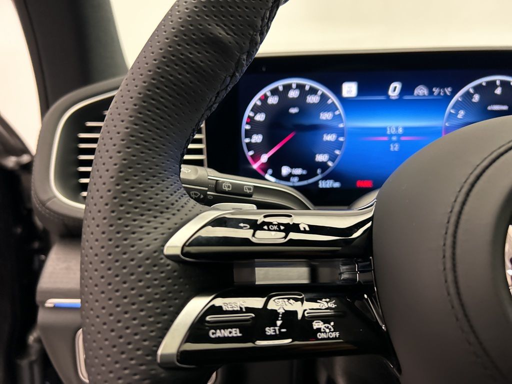 Thumbnail: 2026 Mercedes-Benz GLS - 14