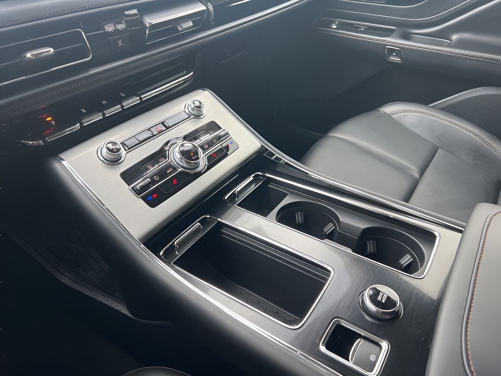 Used Car 2023 Lincoln Aviator  Standard For Sale Under $50,000 In Austin, Texas