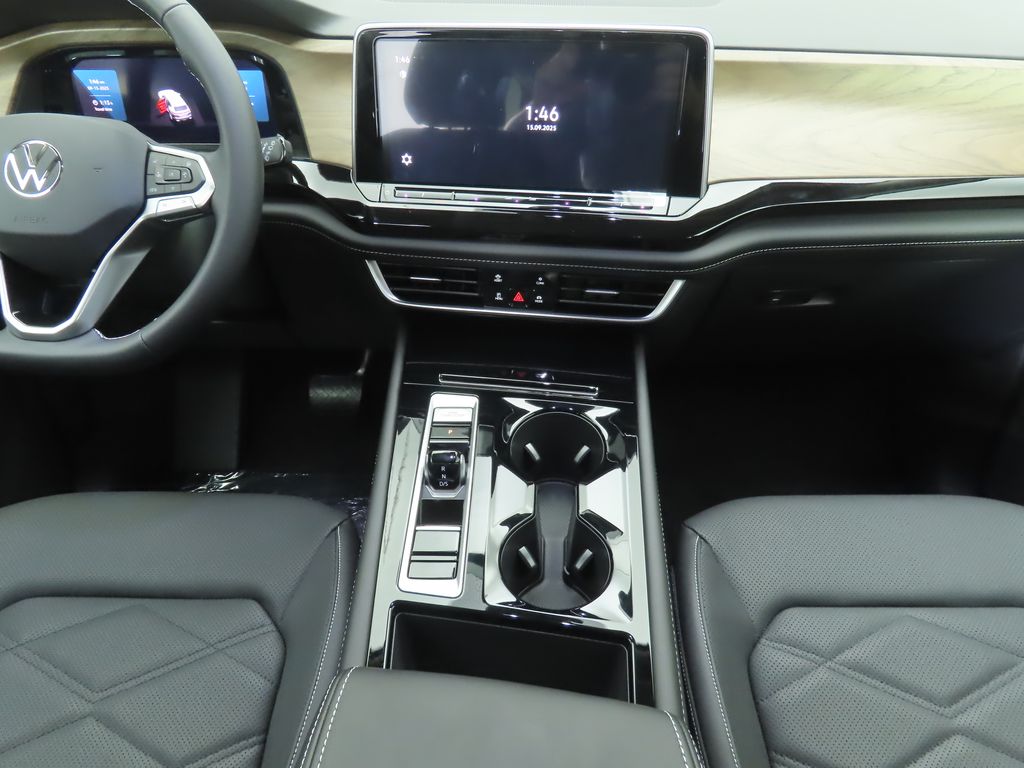 Thumbnail: 2026 Volkswagen Atlas - 13