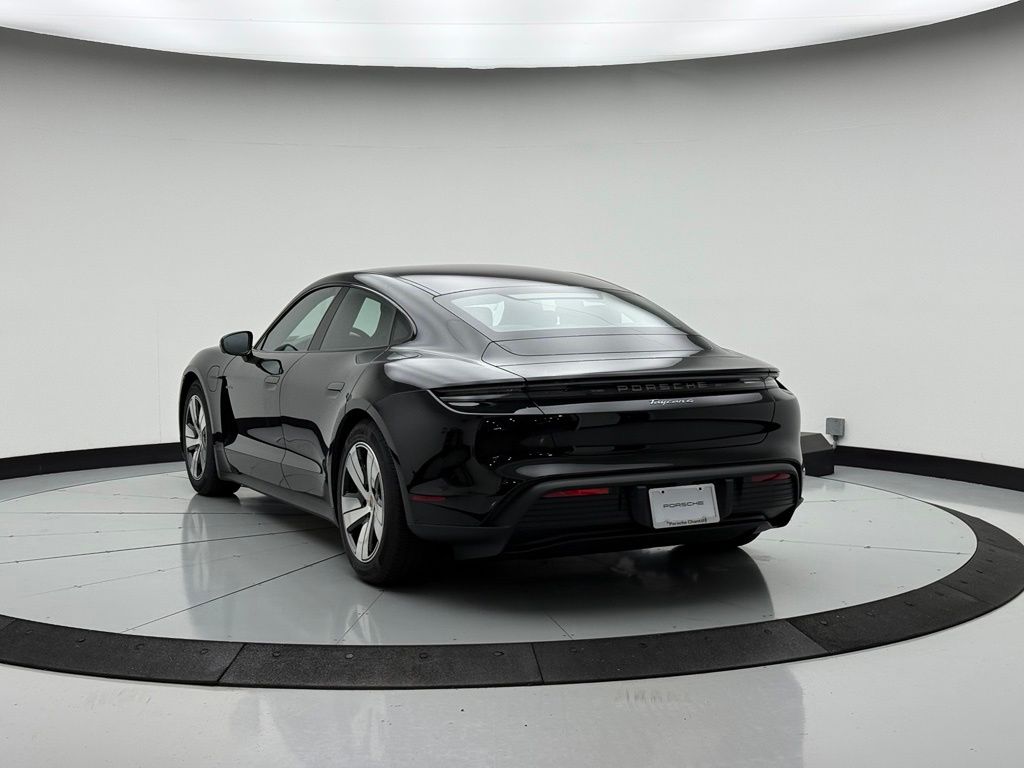 Thumbnail: 2026 Porsche Taycan - 3