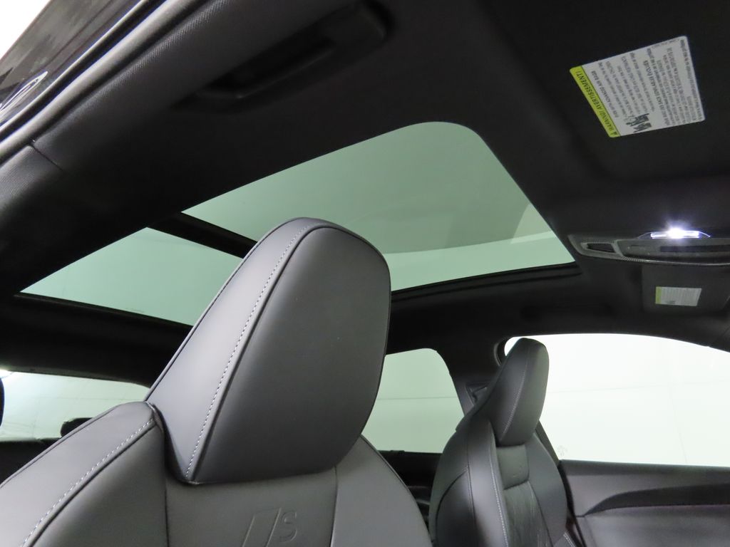 2025 Audi SQ5 Premium 18