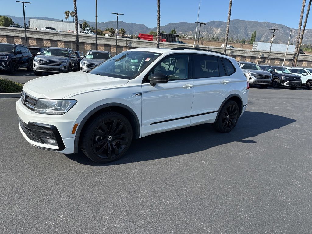 Pure White 2021 Volkswagen Tiguan SE R-Line Black 4Motion SUV / Crossover All-Wheel Drive 8-Speed Automatic