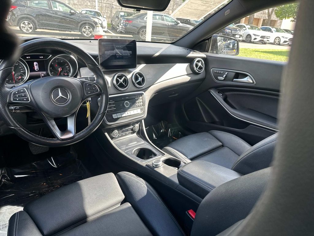 Thumbnail: 2017 Mercedes-Benz CLA - 31