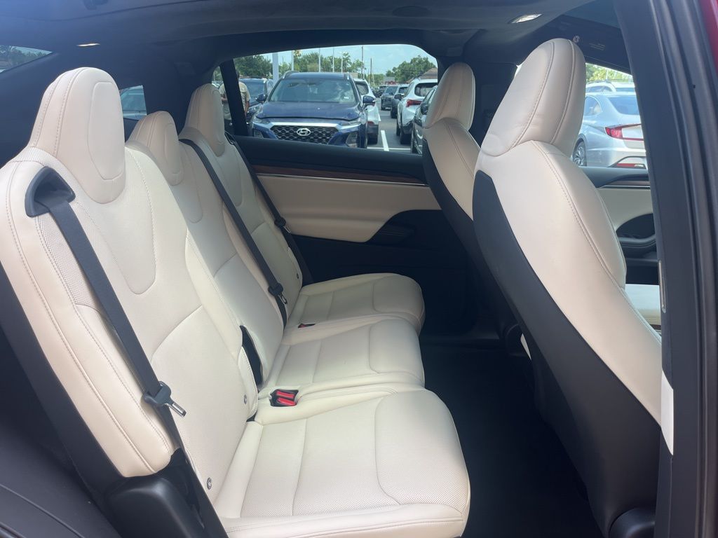 2024 Tesla Model X  24