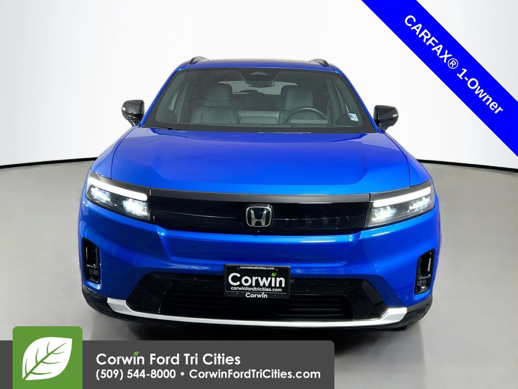 View vehicle photo 4