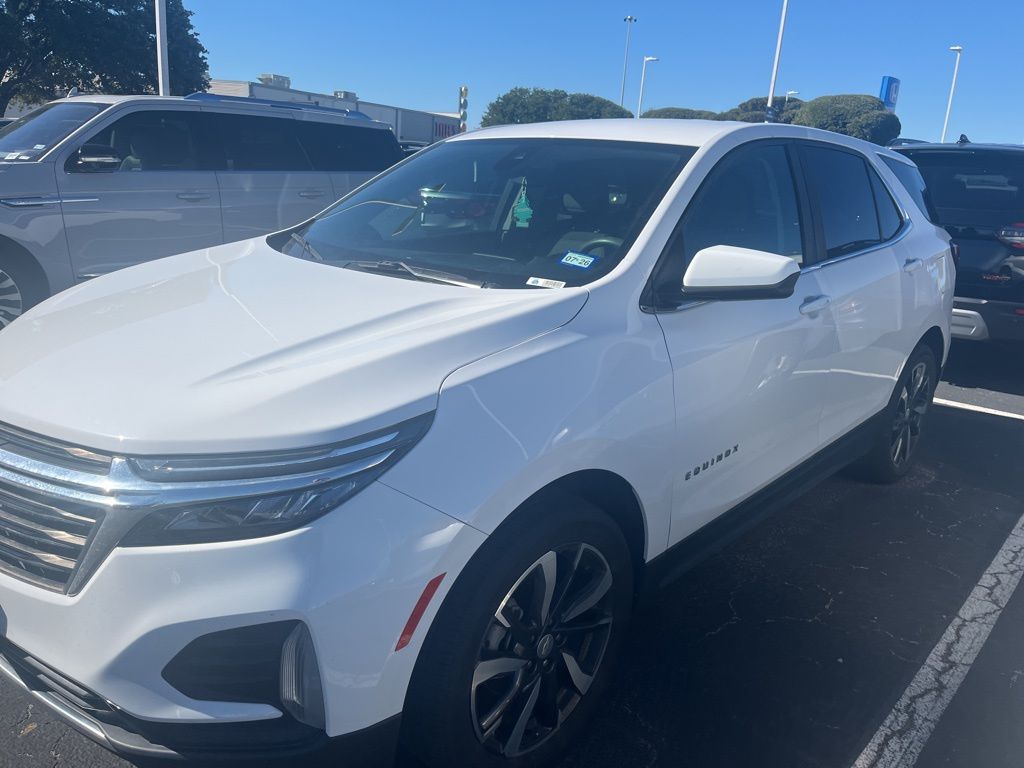 Thumbnail: 2022 Chevrolet Equinox - 6