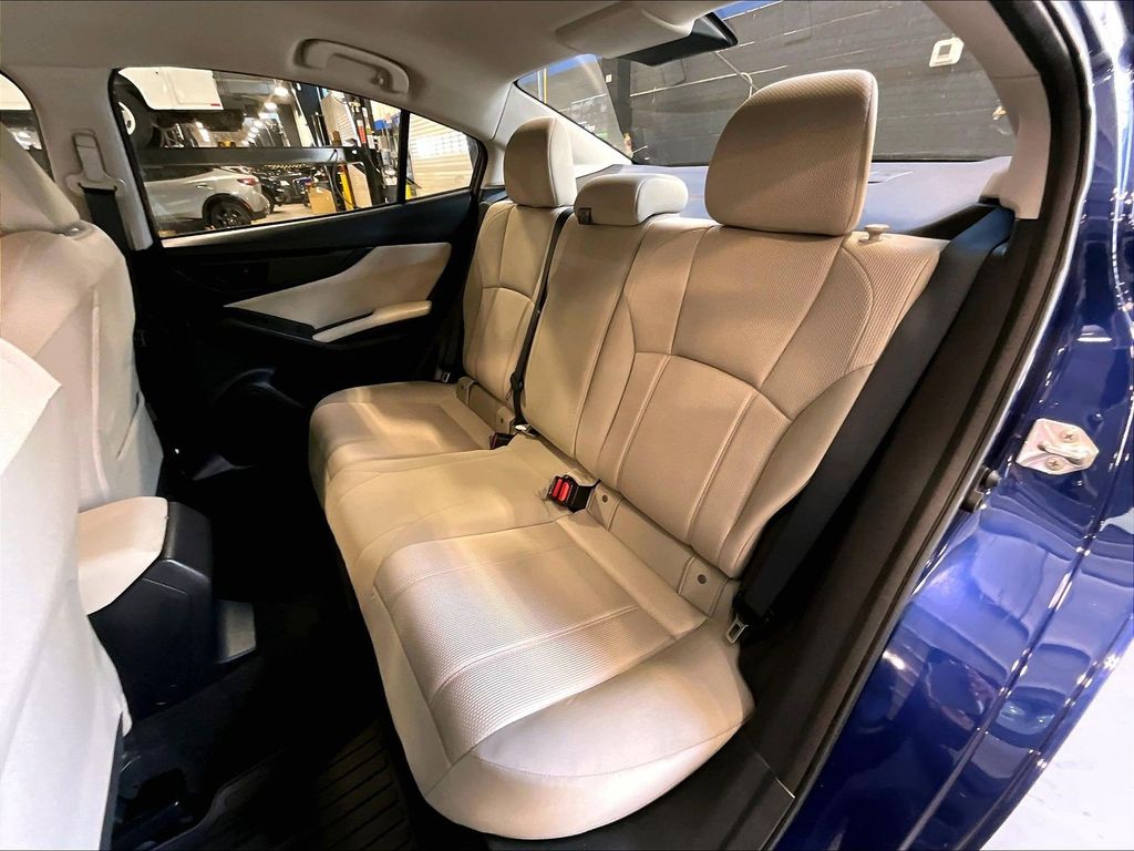 2017 Subaru Impreza — photo 15