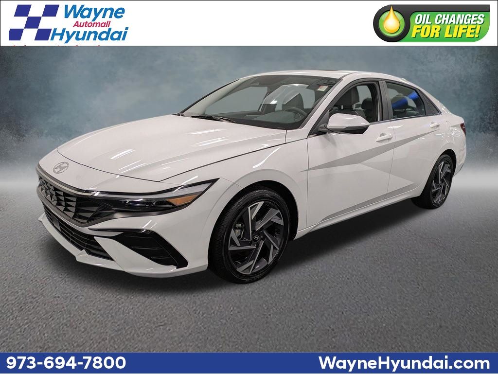 2025 Hyundai Elantra Hybrid Limited FWD