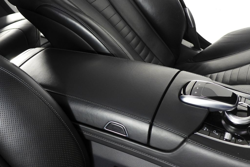 Thumbnail: 2020 Mercedes-Benz S-Class - 16