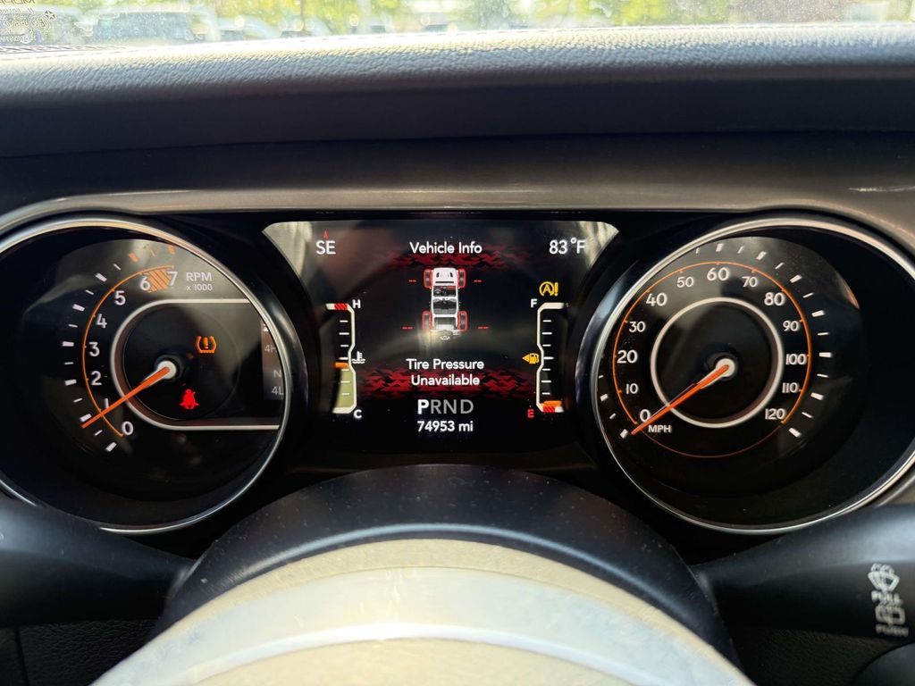 Used 2022 Gray Jeep Unlimited Sahara image 25