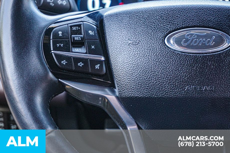 Used 2025 White Ford Platinum image 31