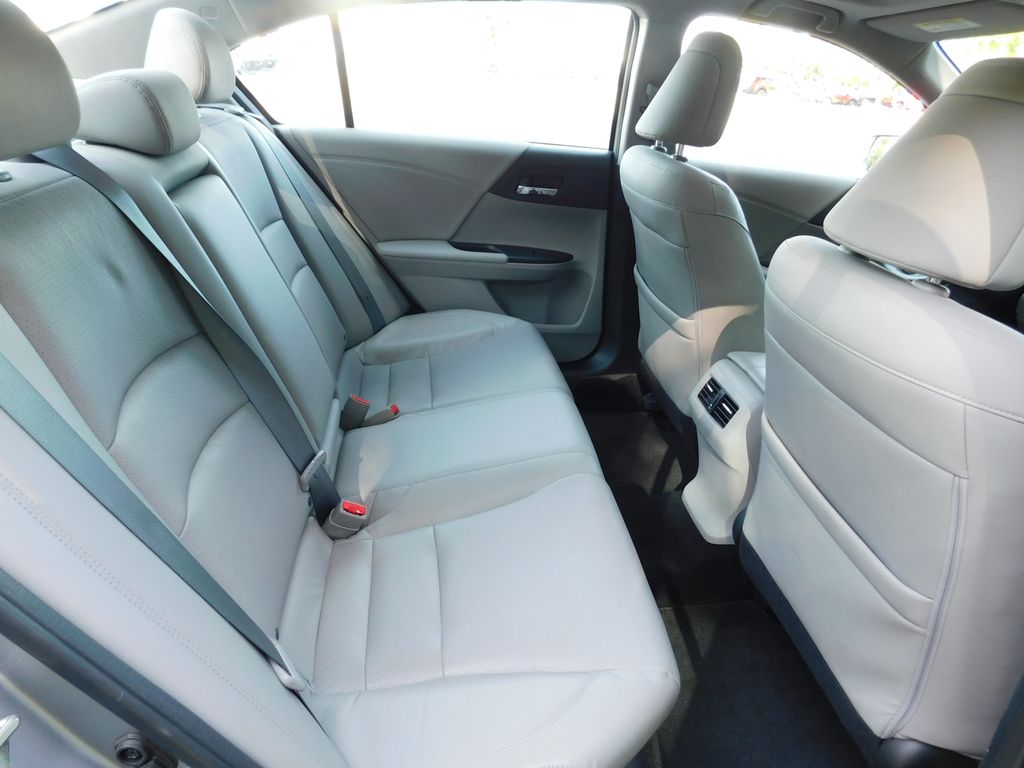 Thumbnail: 2017 Honda Accord - 5
