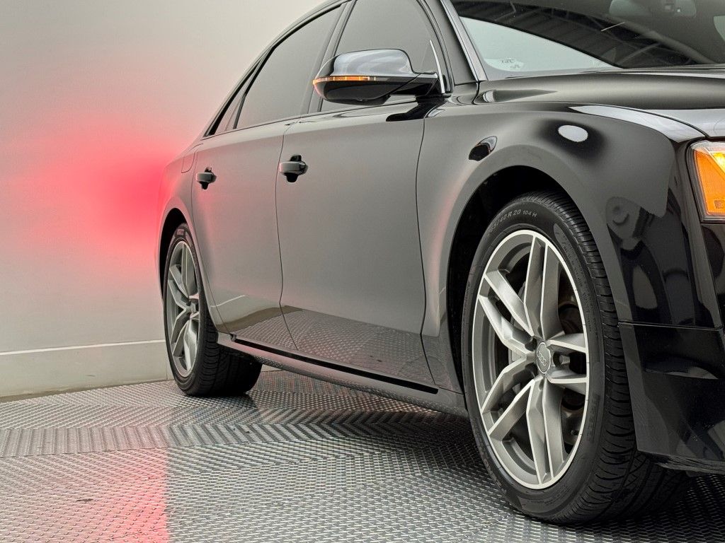 Thumbnail: 2017 Audi A8 - 4