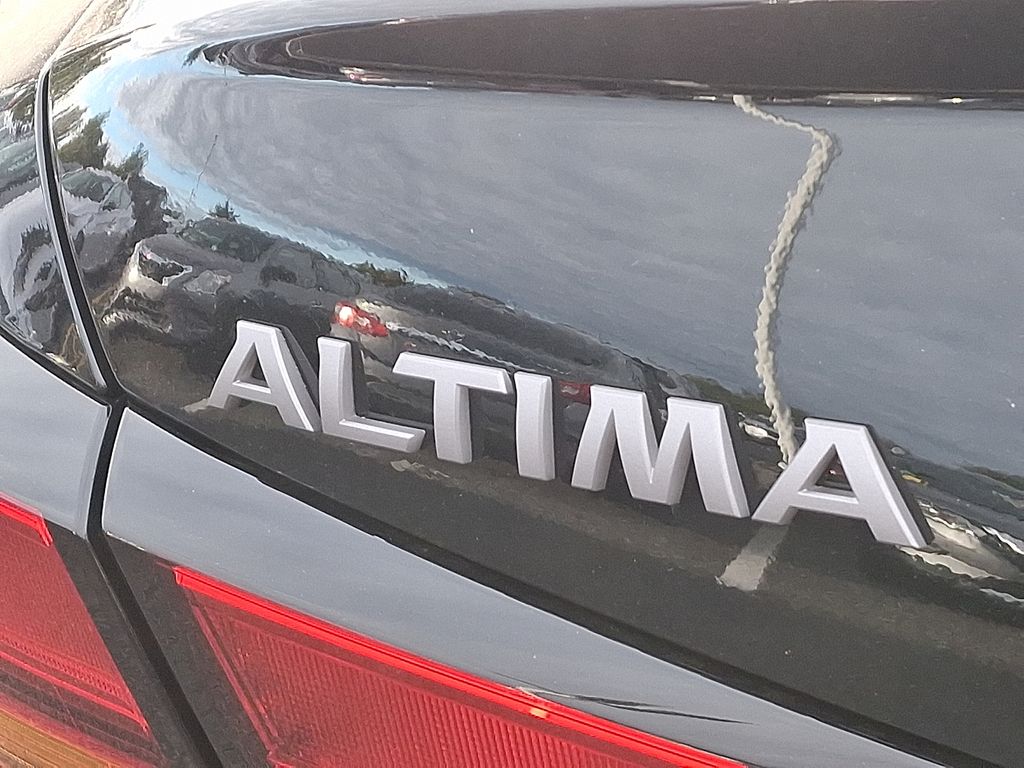 Thumbnail: 2025 Nissan Altima - 11