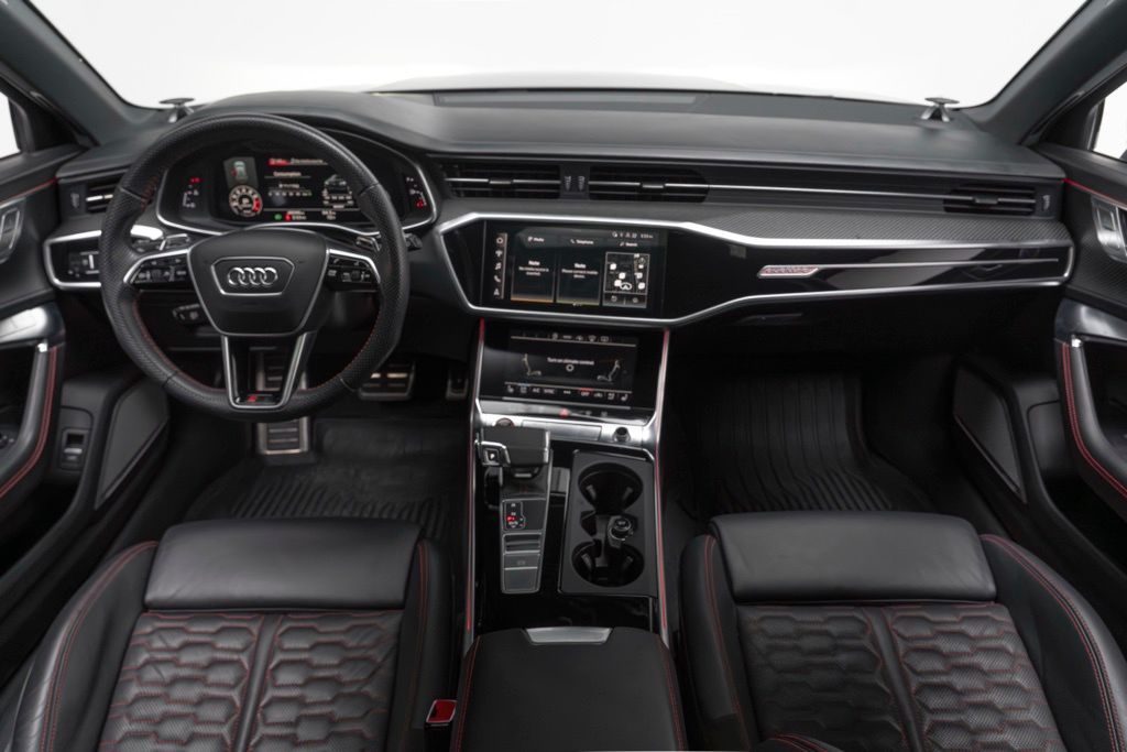 2021 Audi RS 6 - Thumbnail 2